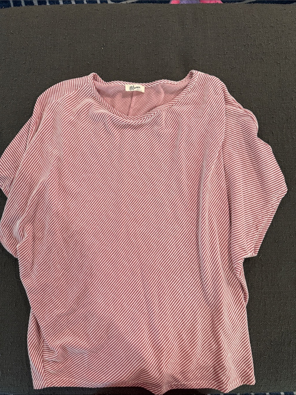 Striped Short-Sleeve Crewneck Tee in Dusty Pink